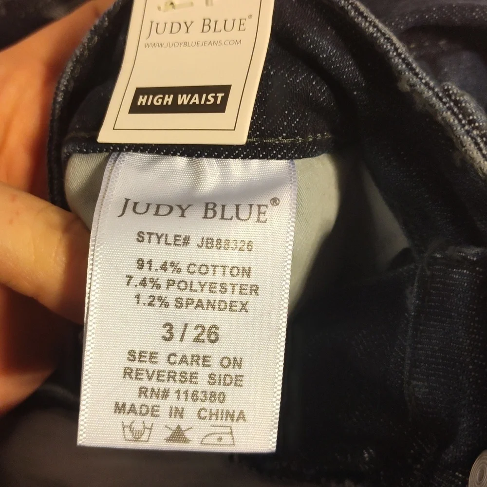Judy Blue stylish dark